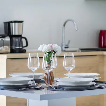 Diana Apartment *