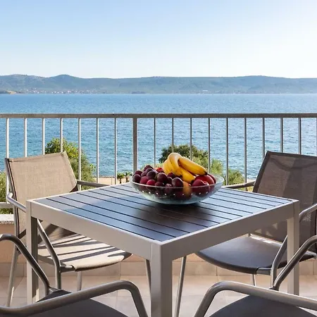 Diana Apartman *